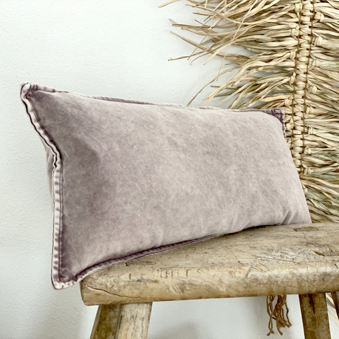 Pip Kissen aus Baumwollsamt in lilac - washed Look - 30 x 60 cm